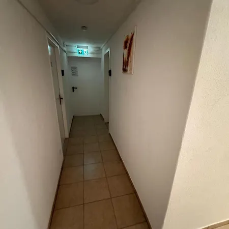 F-f Haus *